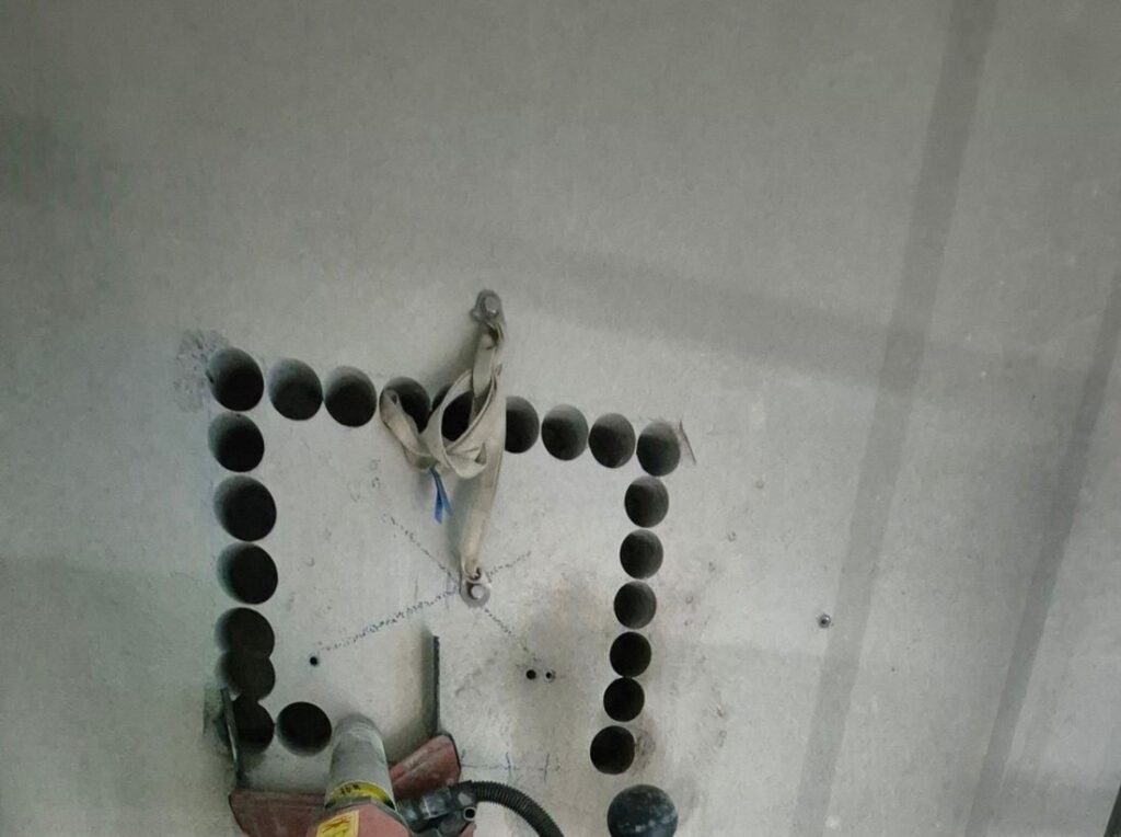 Ketjuporaus neliöaukkoon